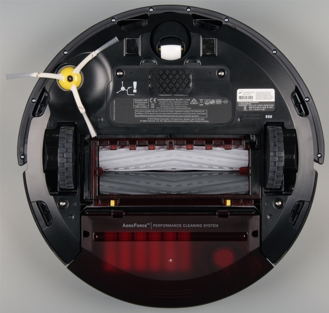 iRobot Roomba 880 - вид снизу